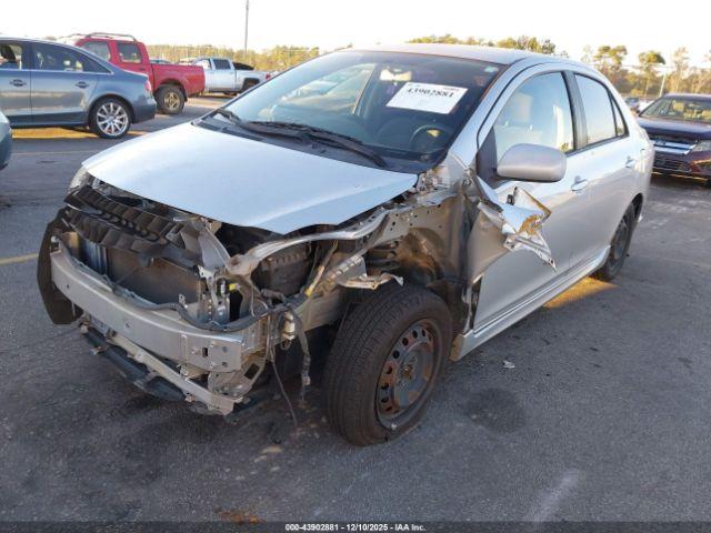 Toyota Yaris S Image 9