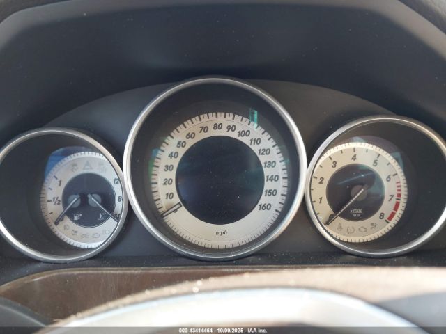 Mercedes-Benz E-Class Image 9