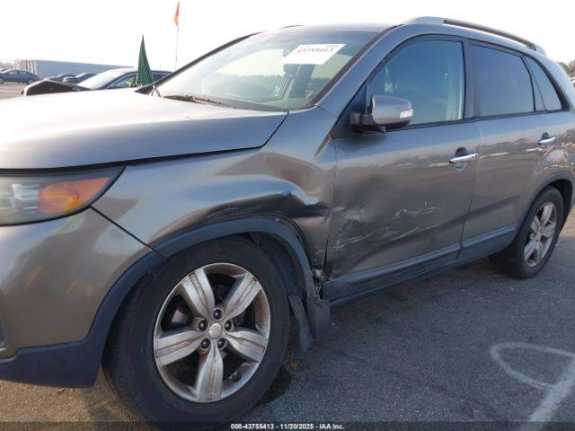 Kia Sorento Ex Image 7