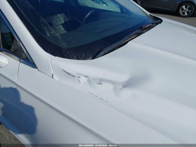 Ford Fusion Se Image 8