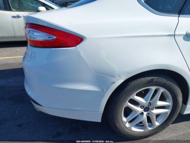 Ford Fusion Se Image 10