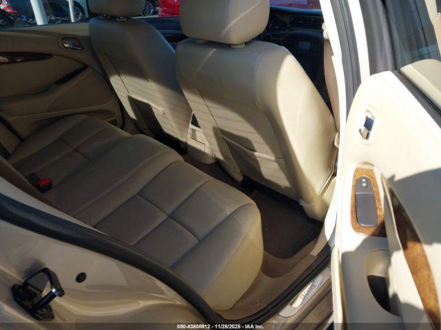 Jaguar S-Type 3.0l V6 Image 2