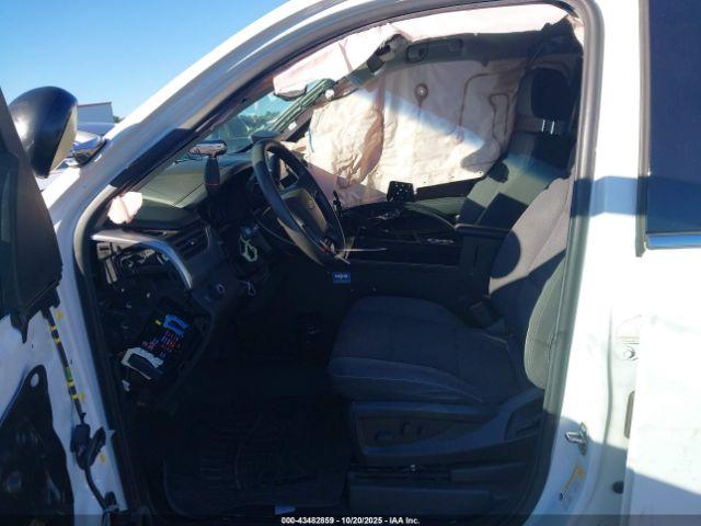 Chevrolet Tahoe 2wd Commercial Fleet Image 12