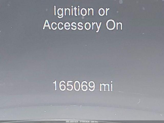 Jeep Grand Cherokee Overland Image 16