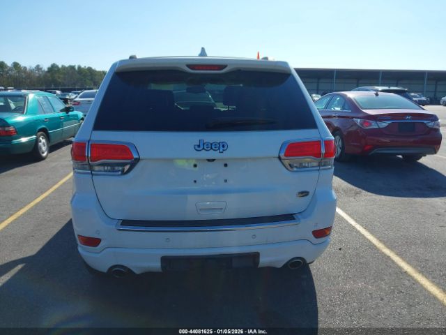 Jeep Grand Cherokee Overland Image 15