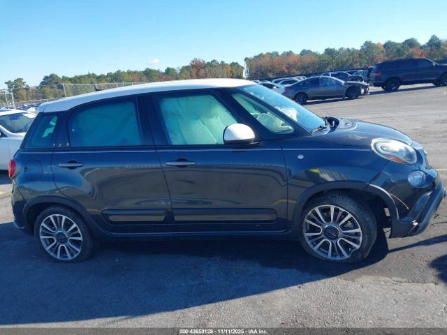 FIAT 500L Trekking Image 11