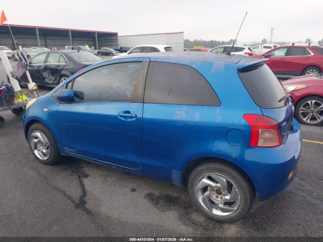 Toyota Yaris Image 2