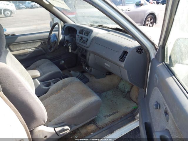 Nissan Frontier Image 2