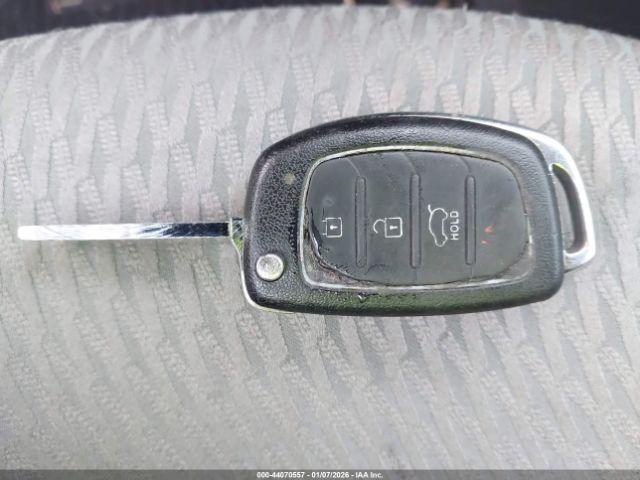 Hyundai SANTA FE Gls Image 4