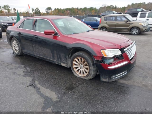 Chrysler 300 Image 1