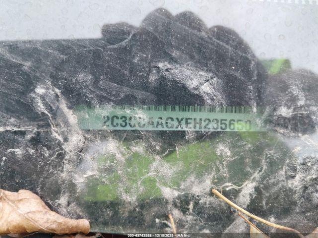 Chrysler 300 Image 3