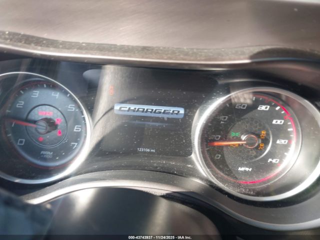 Dodge Charger Sxt Rwd Image 10