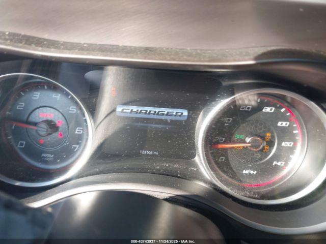 Dodge Charger Sxt Rwd Image 10