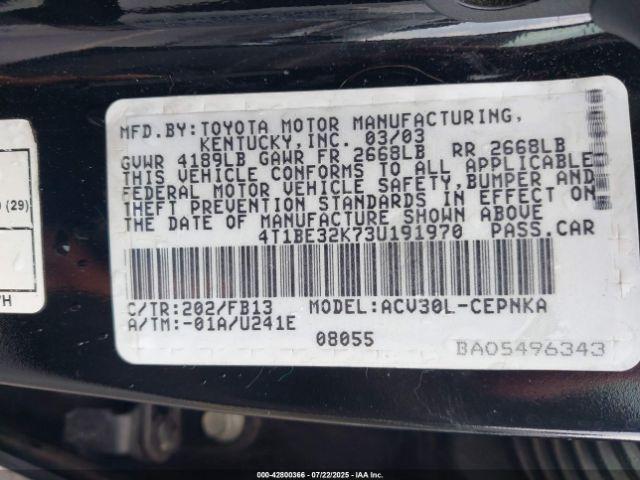 Toyota Camry Le Image 15