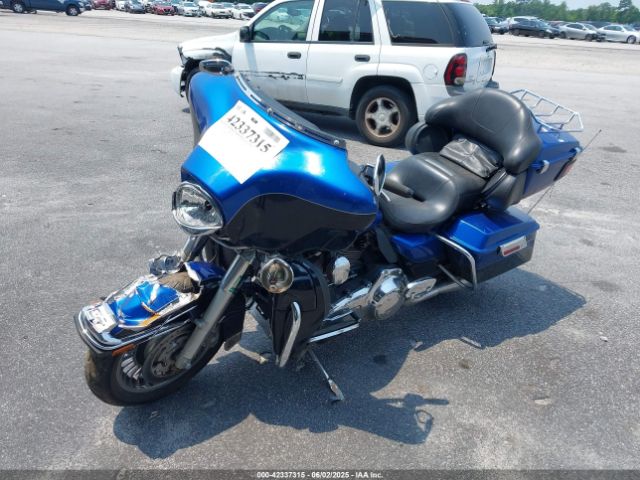 Harley-Davidson Flhtk Image 5