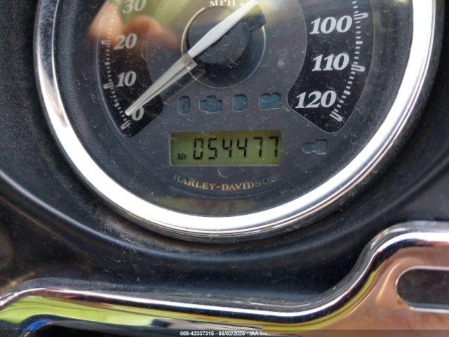 Harley-Davidson Flhtk Image 4