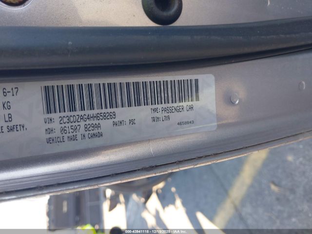 Dodge Challenger Sxt Image 8