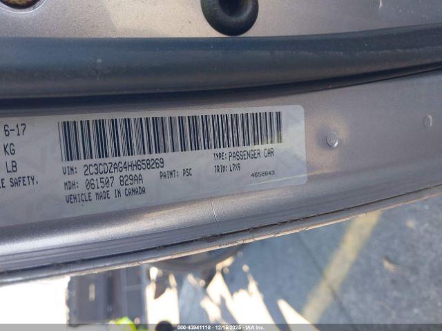 Dodge Challenger Sxt Image 8