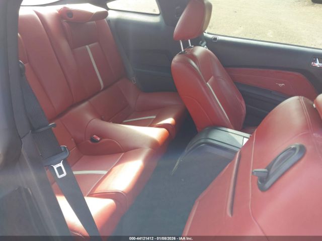 Ford Mustang Gt Premium Image 15