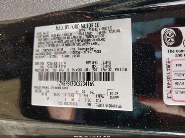 Ford Mustang Gt Premium Image 3