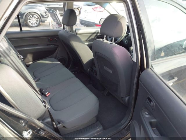 Kia Rondo Lx Image 7