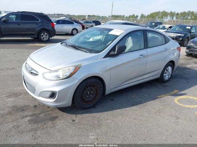 Hyundai ACCENT Gls Image 8