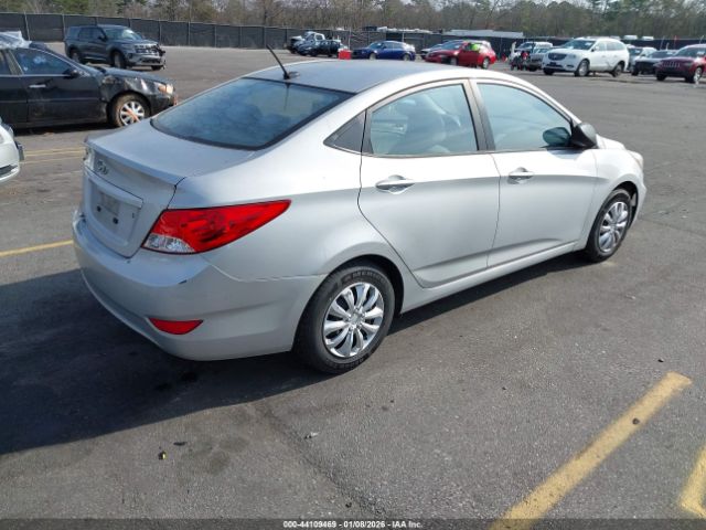 Hyundai ACCENT Gls Image 10