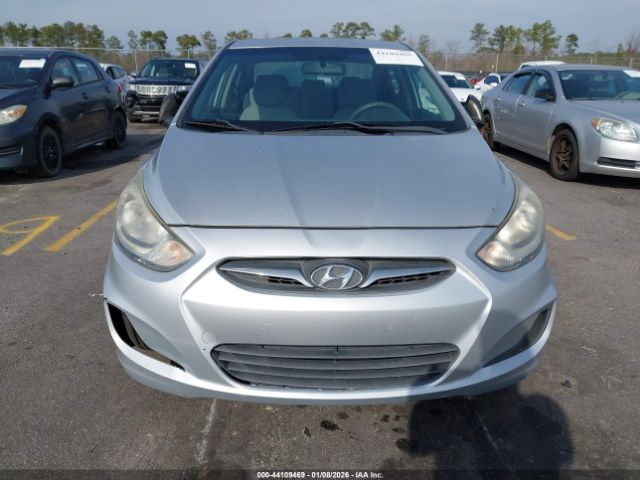 Hyundai ACCENT Gls Image 3