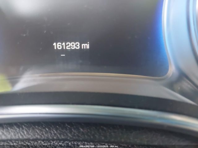 Chrysler 300c Image 7